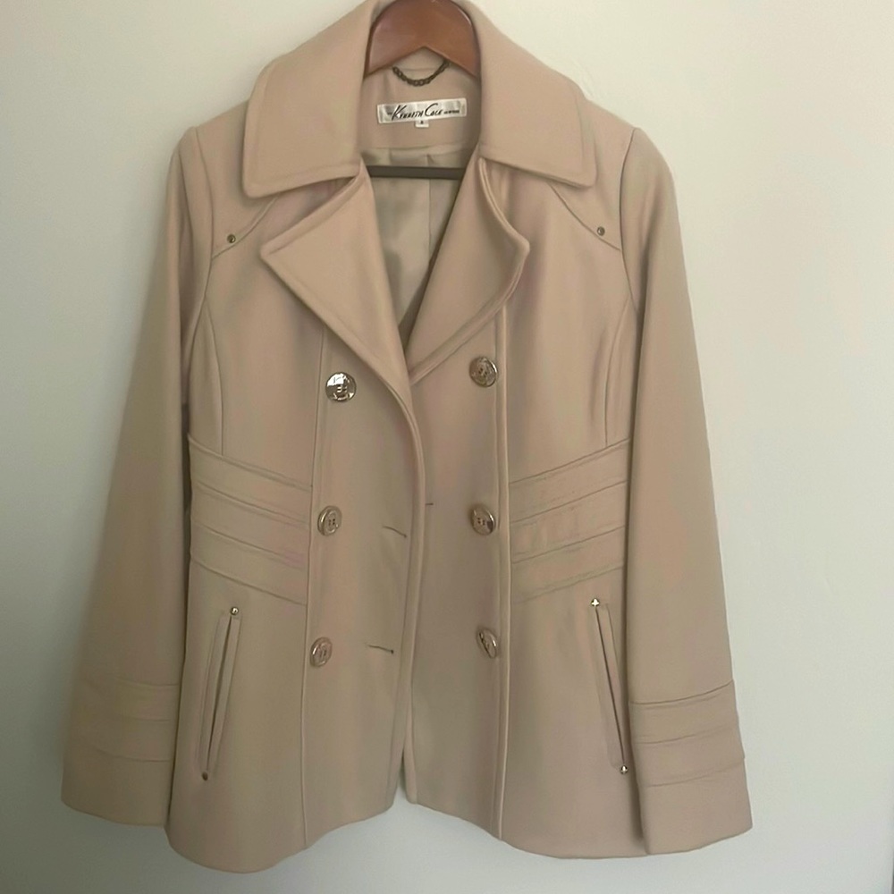 LIKE NEW Kenneth Cole New York Size 6 Tapered Cream Beige Jacket